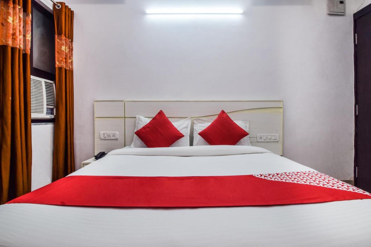Oyo 23296 Hotel Quality Time Udaipur Dış mekan fotoğraf